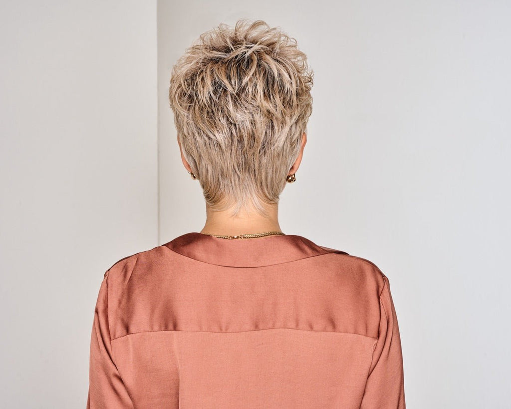 Straight Chic by Raquel Welch - MyHairMail Wigs