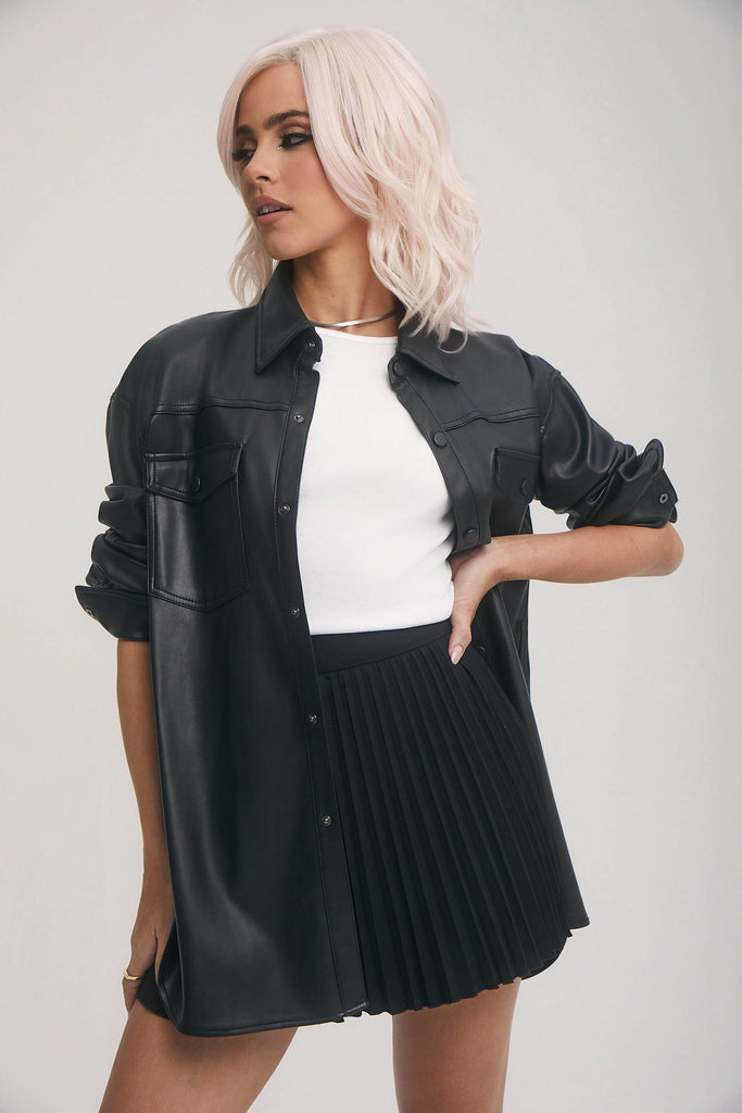 Dazzling Wavez by Rene of Paris - MyHairMail Wigs