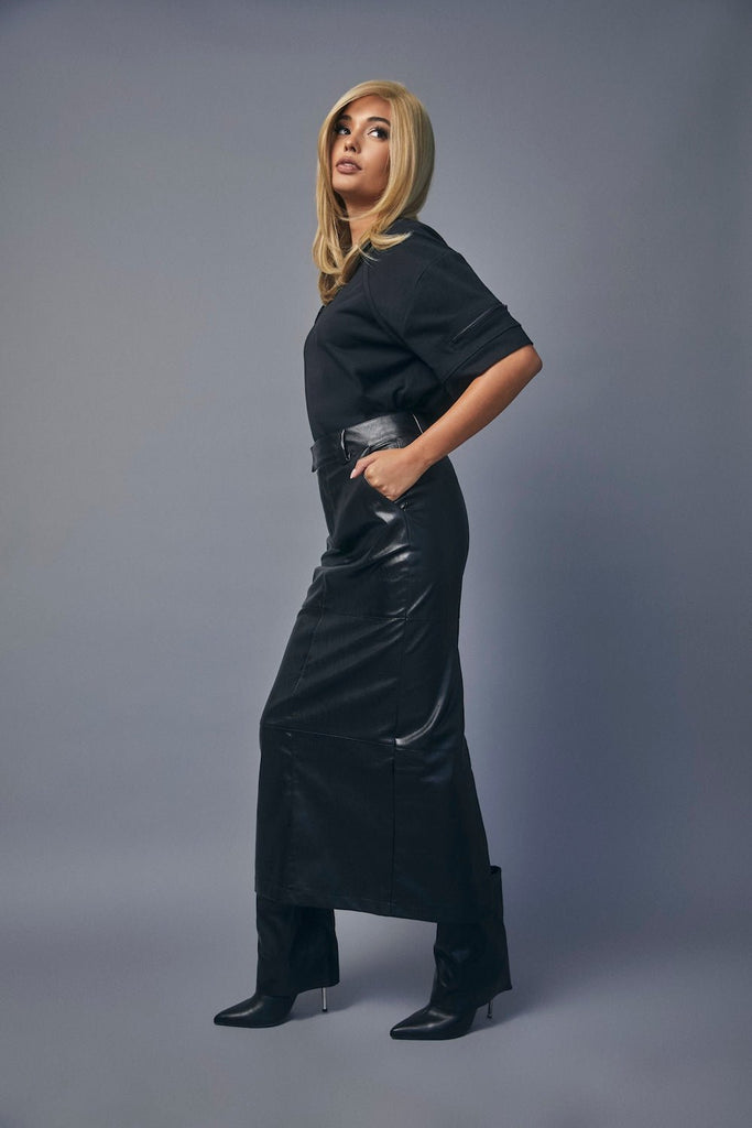 Cosmo Sleek by Rene of Paris - MyHairMail Wigs